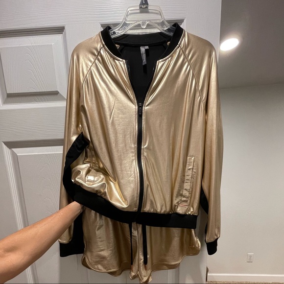 Sweaty Betty Light Speed Set - Picture 3 of 6